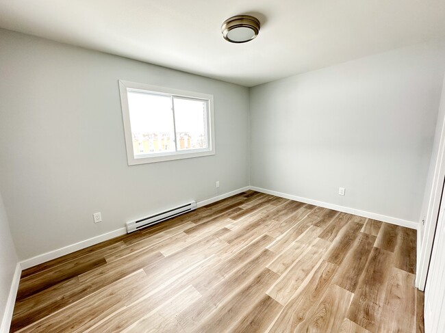 Building Photo - 34 Nason Rd