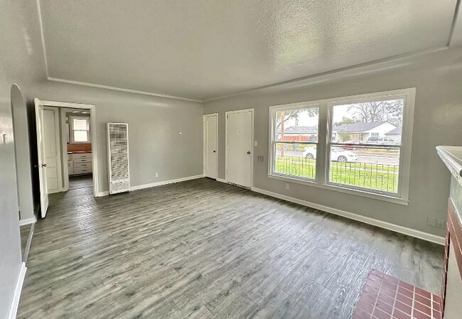 Foto del edificio - 4236 E Ball Ave