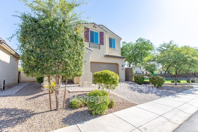 Building Photo - 2883 E Ebony Dr