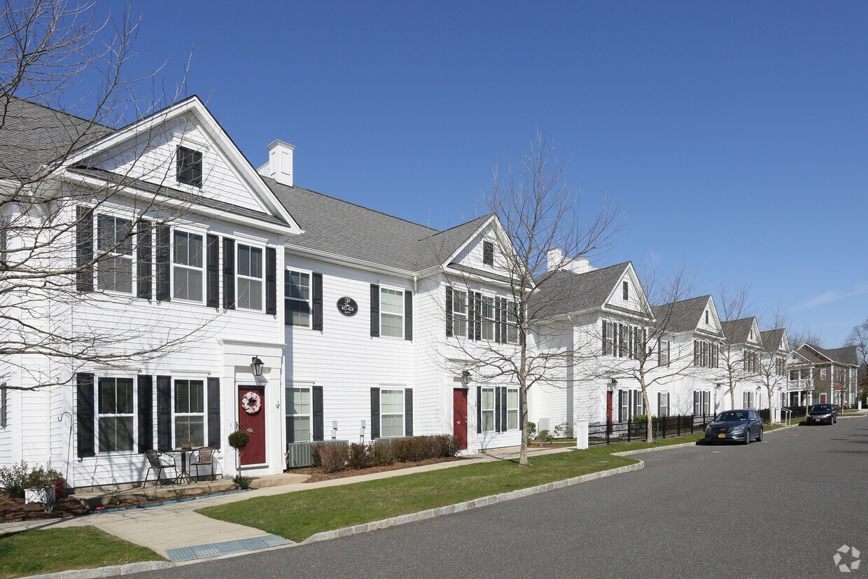 providence-on-the-park-55-apartments-islip-terrace-ny-apartments