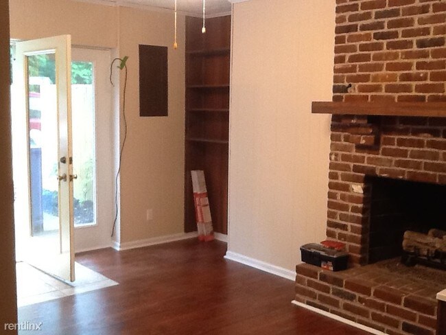 Foto del edificio - 3 br, 2 bath Duplex - 241A Fontaine Cir Fo...