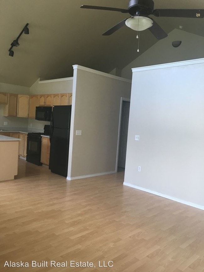 Building Photo - 4209 Forestwood Dr