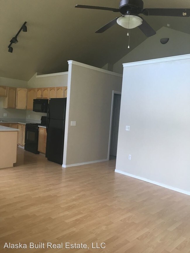 Foto del edificio - 4209 Forestwood Dr