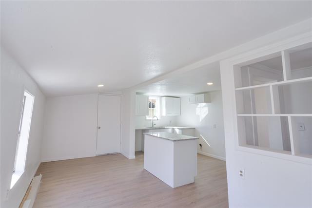 Foto del edificio - 217 N Burdette Ave