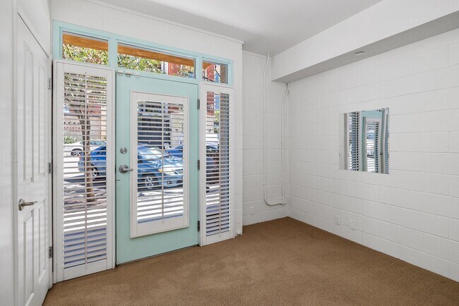 Foto del edificio - 1918 Columbia St