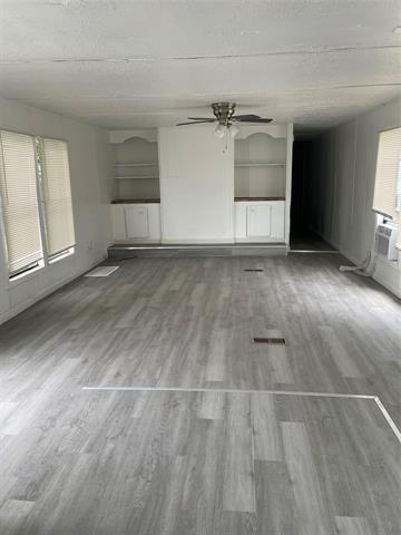 Foto del edificio - 1363 Genoveva Ln