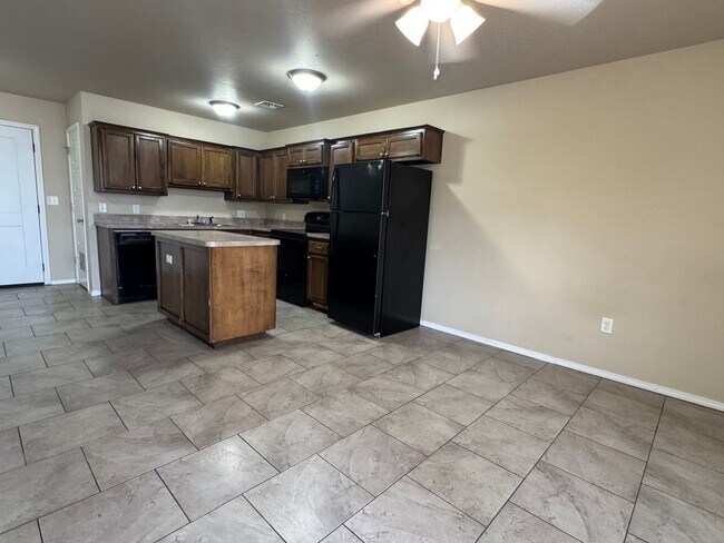 Foto del edificio - 1301 SW Washington apt 3- AVAILABLE NOW!
