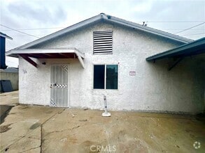Building Photo - 2657 E Monroe St