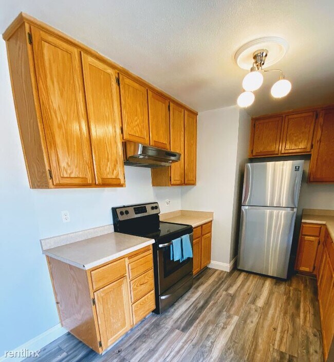 Building Photo - 4 br, 2 bath House - 6825 Duckling Way
