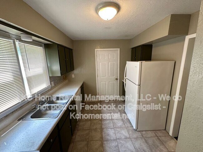 Foto del edificio - 5903 E 149th St