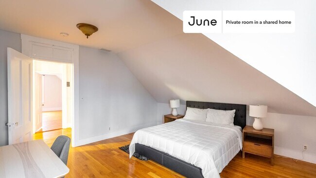 Foto del edificio - Room in Shared 5 bed/2.5 bath home in Newton Corner
