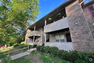 Building Photo - 1906 Patton Creek Ln