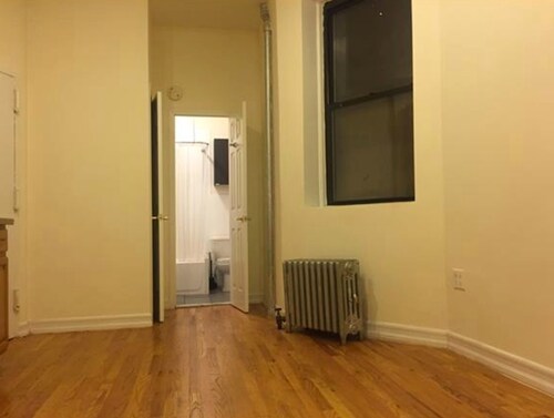 Building Photo - 139 Eldridge St