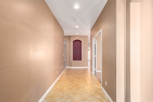 Foto del edificio - Single level rare to find 3 bed house in G...