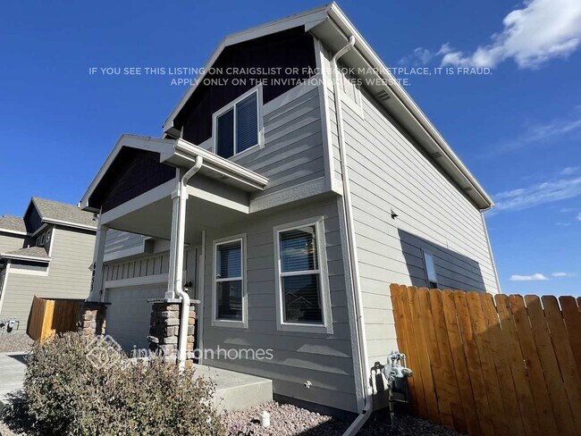 Foto del edificio - 6053 Cider Mill Pl