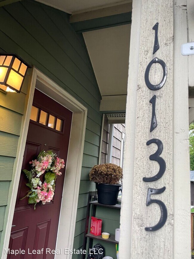 Foto del edificio - 3 br, 3.5 bath House - 10135 Holman Rd NW
