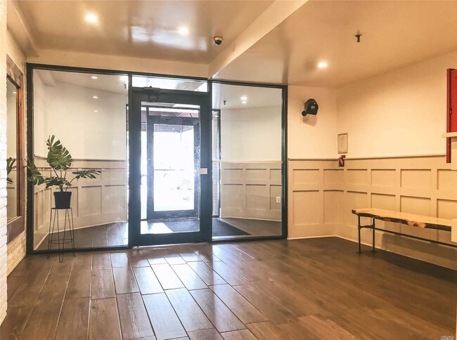 Foto del edificio - 84-10 101st St