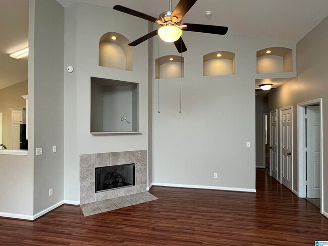 Building Photo - 134 Gardenside Dr
