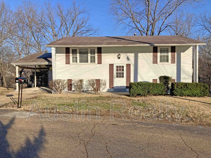 Primary Photo - 1051 Woodland Trails Dr