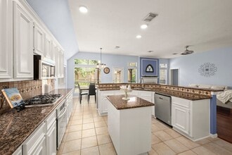 Building Photo - 11722 Gray Forest Trail