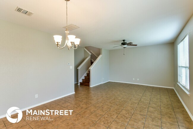 Building Photo - 2327 Cats Paw View