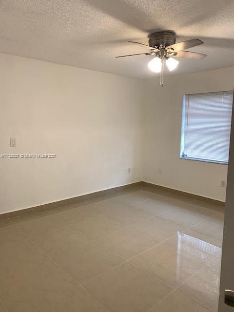 Foto principal - 199 SW 77th Ave