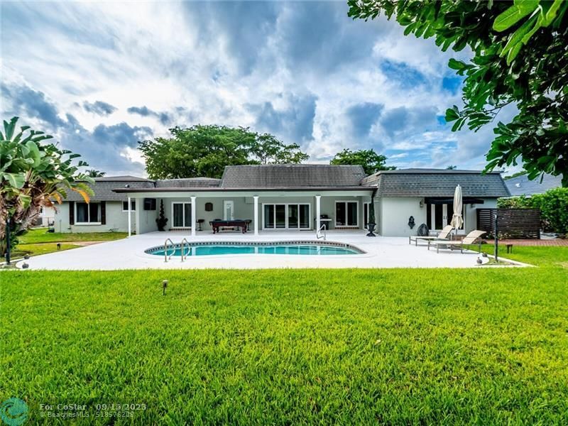 Foto principal - 4200 NE 22nd Ave