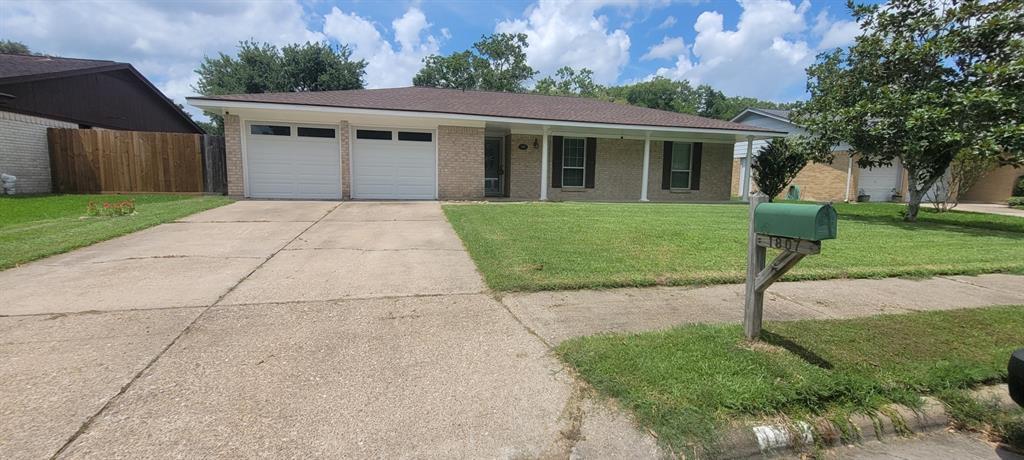 Foto principal - 1807 Sleepy Creek Way