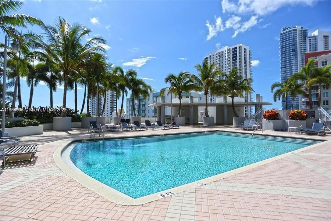 Photo - 350 NE 24th St (Miami, FL)