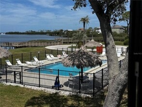 Building Photo - 656 Windrush Bay Dr