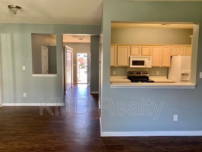 Building Photo - 5307 Waverly Lynn Ln