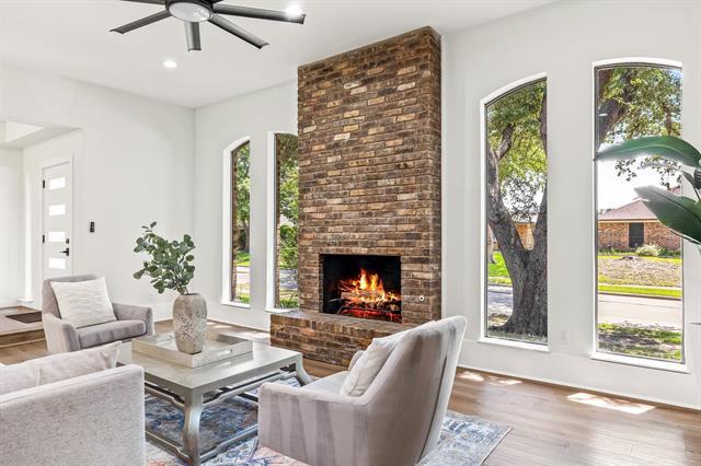 Foto del edificio - 2205 Timberwood