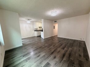 Building Photo - 512 Griswold St
