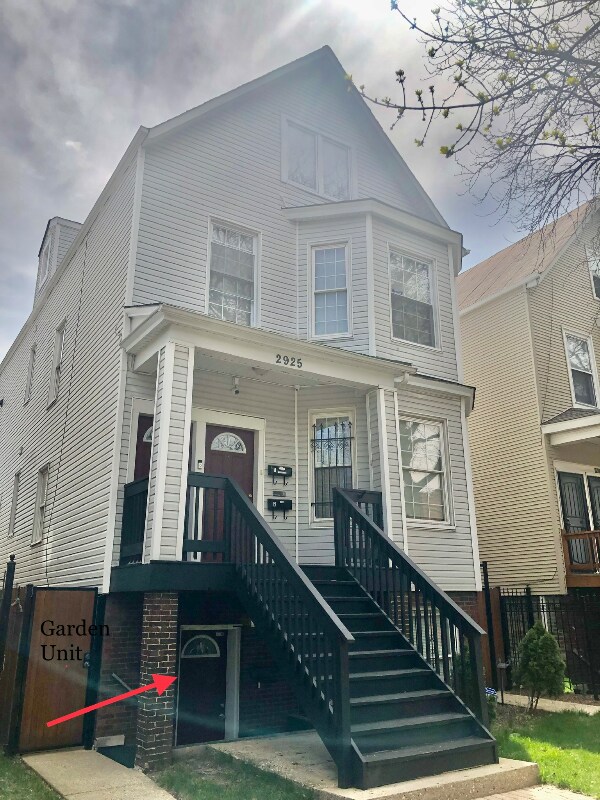 Primary Photo - 2925 N Springfield Ave