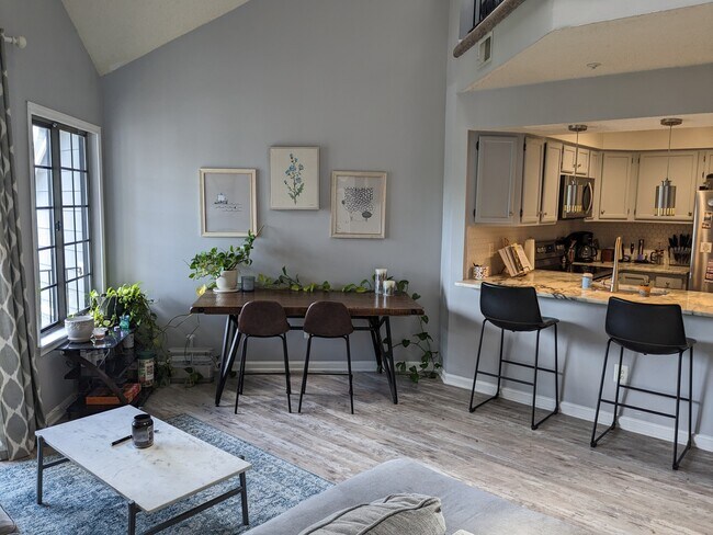 Foto del edificio - 6001 Mersey Oaks Way