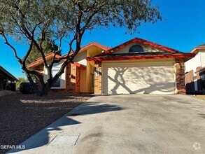 Building Photo - 7501 Windcrest Dr