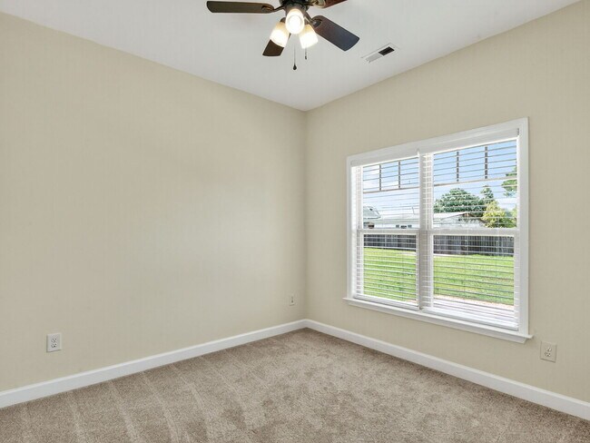 Foto del edificio - Black Water Ct