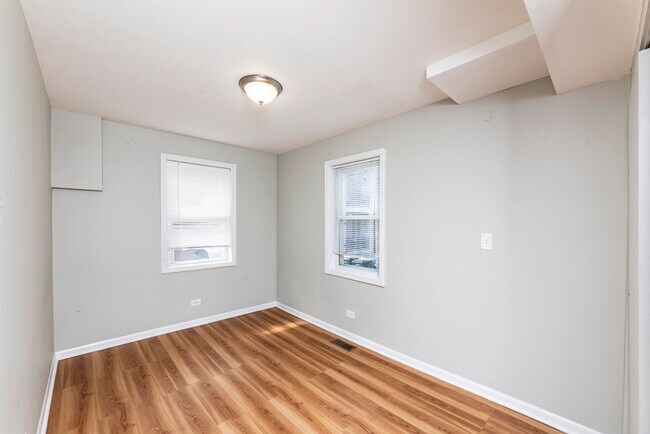 Foto del edificio - 1431 W Flournoy St