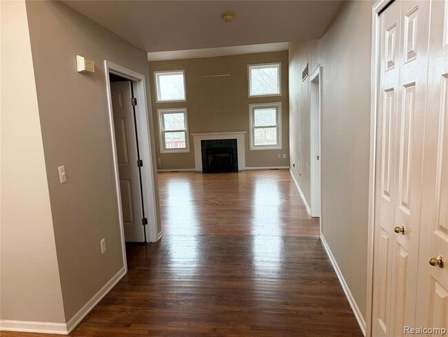 Photo - 28975 Hearthstone Dr House