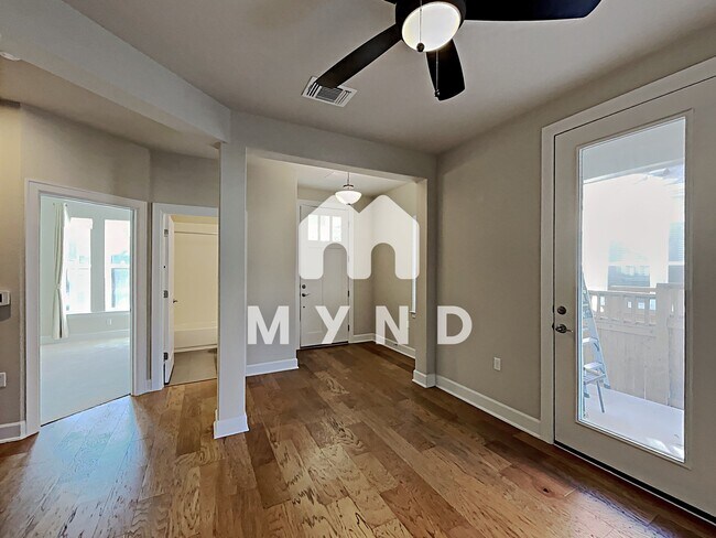 Building Photo - 2908 Zach Scott St