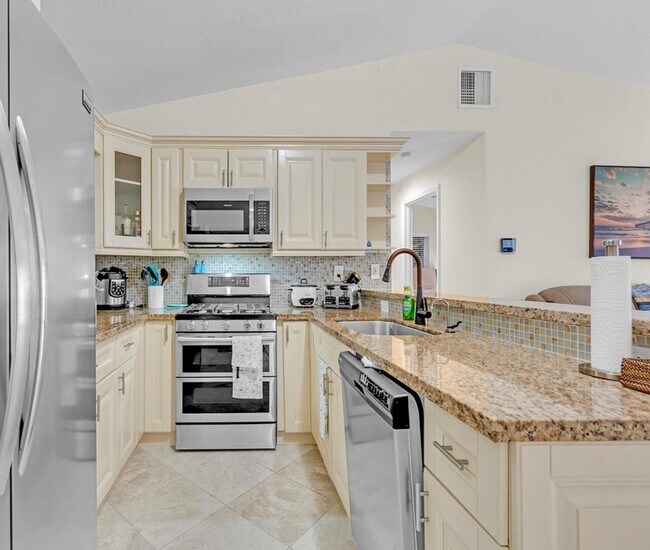 Building Photo - 42 Key Largo