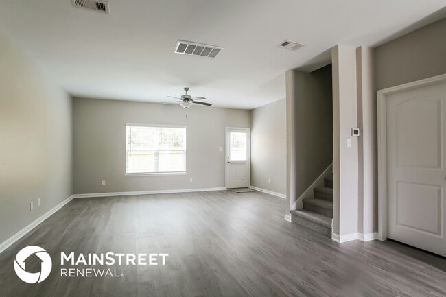 Building Photo - 27088 Leonardo Dr