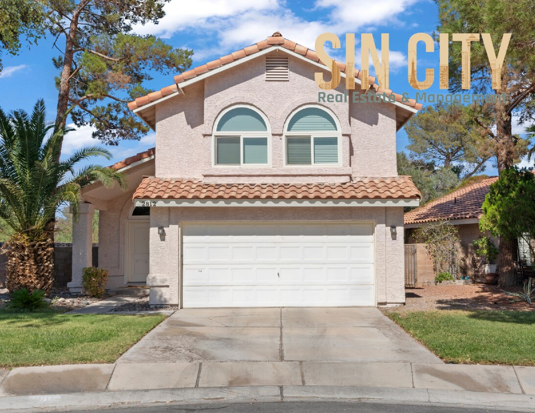 Primary Photo - "Charming 3-Bed Oasis in Henderson with 2....