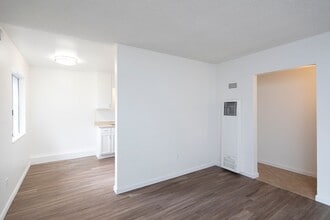 Building Photo - 1230 S Upas St
