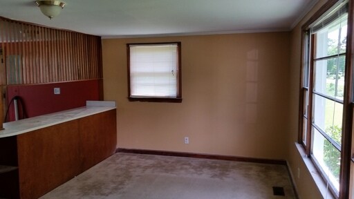 Building Photo - 979 Haws Run Rd