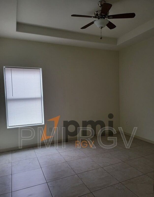 Foto del edificio - 403 N Lotto Ln