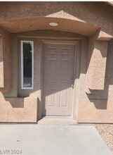 Building Photo - 460 Rexford Dr