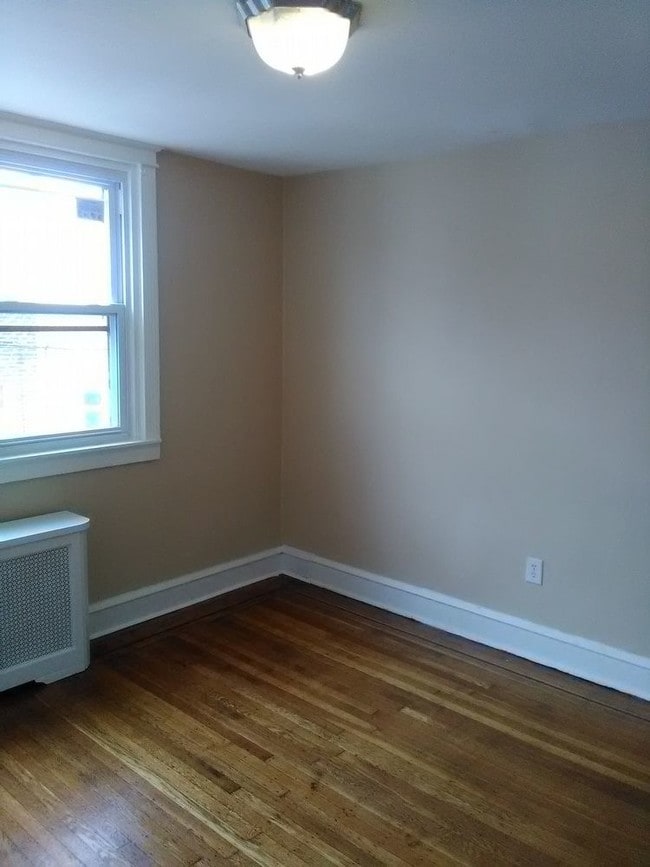 1629 W Sparks St photo'