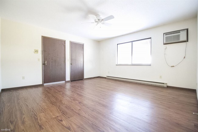 Building Photo - 6705 Roosevelt Dr