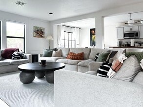 Building Photo - 5624 Victory Gallop Dr